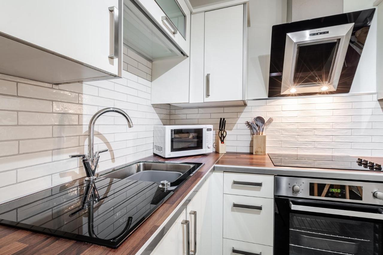Wrea Cottage, 2 Bedrooms Wifi & Parking Near Ribby Hall Wrea Green Exterior foto