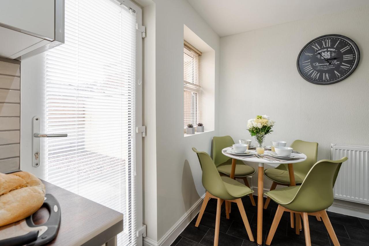 Wrea Cottage, 2 Bedrooms Wifi & Parking Near Ribby Hall Wrea Green Exterior foto